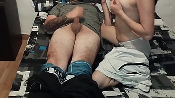 Tragate toda mi leche hermanastra que te dare lo que me pidas