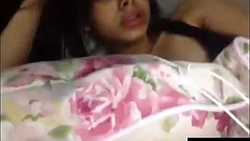 Hot girl's nipple slips out while free porn 3e