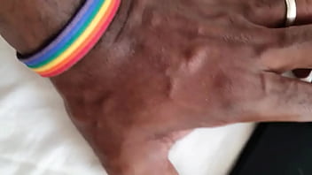 Agora com um brinquedo iphone 13 pro max e do mesmo cliente fã que presenteou com o 12 pro max há 8 meses sempr