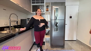 A milf safada mirela squirt deu o cú sem camisinha no megane a trois