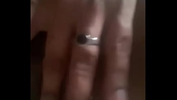 Amanecí con la concha llena de leche