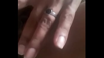 Amanecí con la concha llena de leche