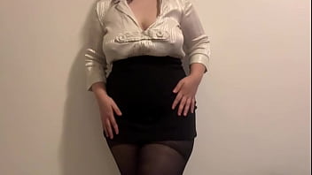 I'm ready to bounce on your dick