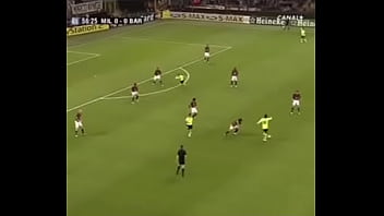 Ronaldinho Gaúcho Bruxo Vs Milan thumbnail