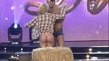 Live sex scene in a show