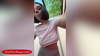 Big tits eve sweet ends up dripping wet after bouncing on her big dildo