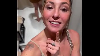 Cet après midi j’ai fait du shopping pour mon prochain shooting et je vous ai