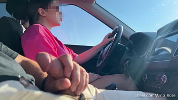 Risky driving handjob – stroking him while steering Risky driving handjob – stroking him while steering