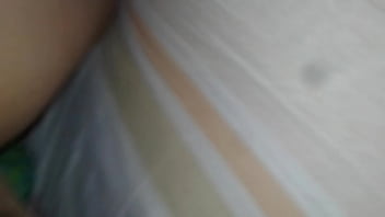 Jugando con la vagina de mi esposa