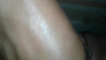 Jugando con la vagina de mi esposa