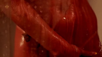 Tomando aquele banho gostoso e provocando o fotógrafo