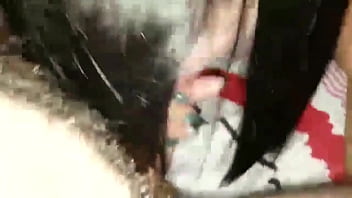 Brincadeira entre amigos no motel