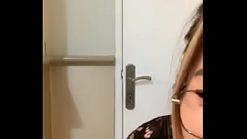 Big ass girl enjoying cook