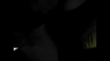 Putita dominicana masturbandose en su alcoba parte 2