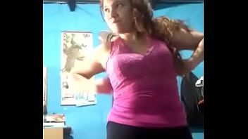 Baile sexy de una perra