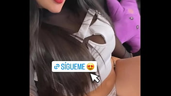 Moviendo las nalgas muy hot Moviendo las nalgas muy hot