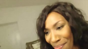 Kinky young chocolate fucks a black pussy on plentyshows net