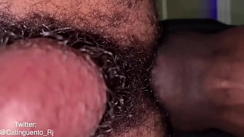 Eu chupando o cu peludo do paulista algum peludo a fim de língua no cuzinho