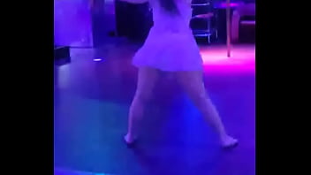 Milf monday is in full swing she's got the looks the moves and the sex appeal that drives me wild ️