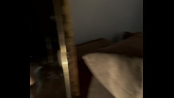 Gotica culona masturbandose