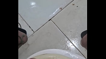 Tô no cio e gozando com vontade