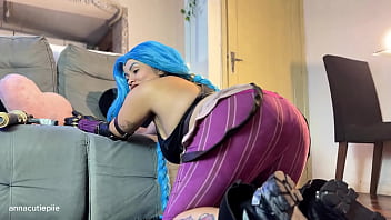 Jinx wants you to smell her farts big ass cosplay