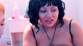 Minhas amigas me arrombaram