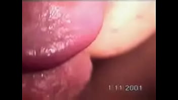 Loira mascarada chupando