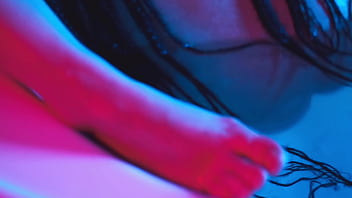 Foot fetish threesome with lesbians in the bathtub