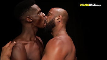 Bbc Fodendo O Amigo thumbnail