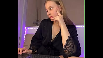 Hot blonde girl masturbate in the shower