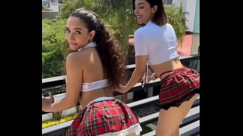 Mi novia me es infiel con otra mujer