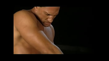 Brunette beauty claudia rossi is a deep throat specialist