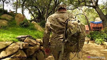 Shemale Girlfriend Gets Soldier Husband Home thumbnail