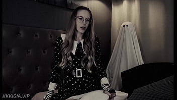 Halloween wednesday riding and her sounds are amazing