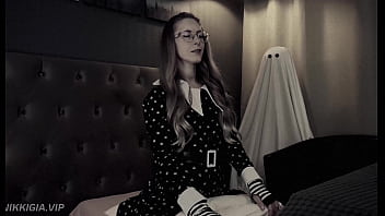 Halloween wednesday riding and her sounds are amazing