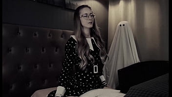 Halloween wednesday riding and her sounds are amazing