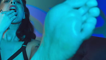 Run your tongue along the curves of my pretty feet
