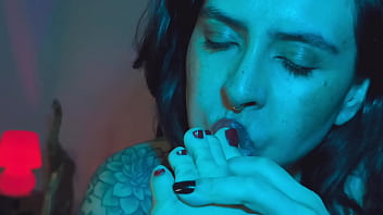 Run your tongue along the curves of my pretty feet