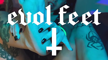 Run your tongue along the curves of my pretty feet