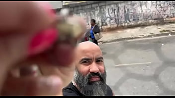 Gozando no cu da novinha da favela