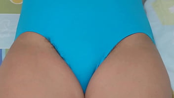 I shave my hairy pussy on the beach i expose myself and before fucking my brother in law i masturbate