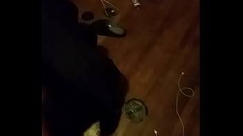 Sucky sucky cumeater