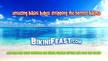 Curly babe plays with herself in a pool