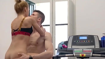 We exchange cardio for a good blowjob and tasty sex in my home gym