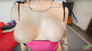 22yr old babe slingshot on treadmil