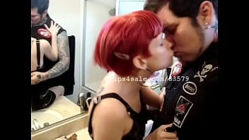 John and hanna kissing video 2