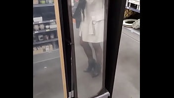 Week end shopping blackfriday un couple pour m’accompagner rejoins mon Week end shopping blackfriday un couple pour m’accompagner rejoins mon