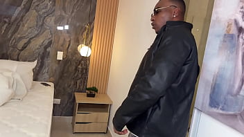 Policia me interrumpe en mi trabajo y le pago con mi cuerpo rosxana gutierrez