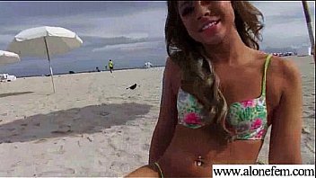 Kinky girl put all kind of strange stuff in her pussy mov 08